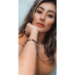 Meet your Posher, Karla